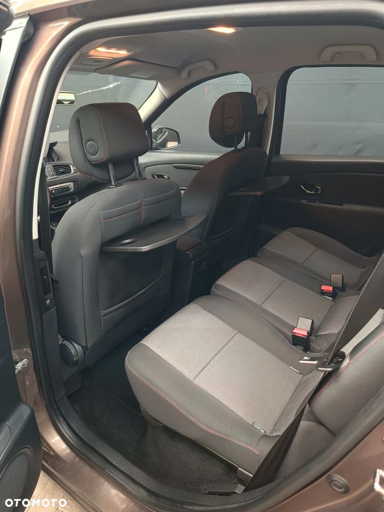 Renault Scenic - 16