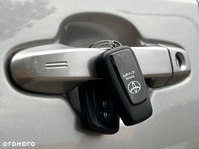 Toyota C-HR Business-Edition - 24