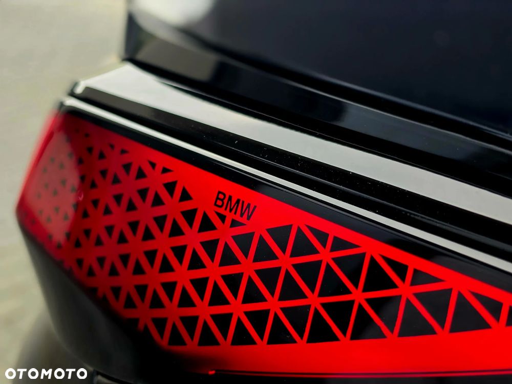 BMW Seria 7 740d xDrive mHEV M Sport sport - 7