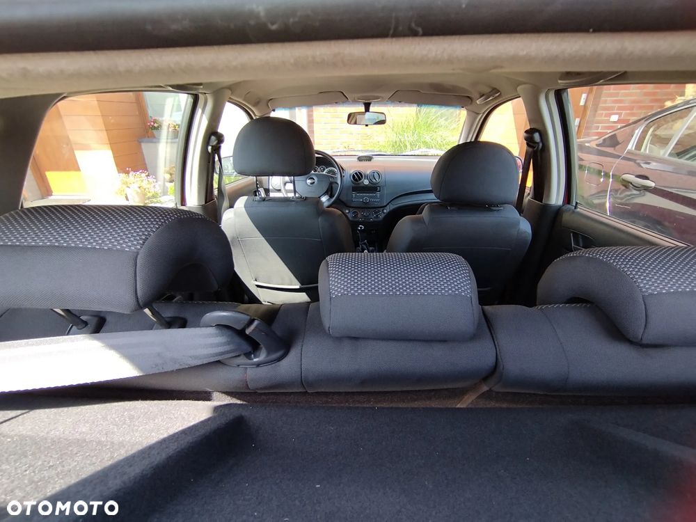 Chevrolet Aveo 1.2 16V Base+ - 31