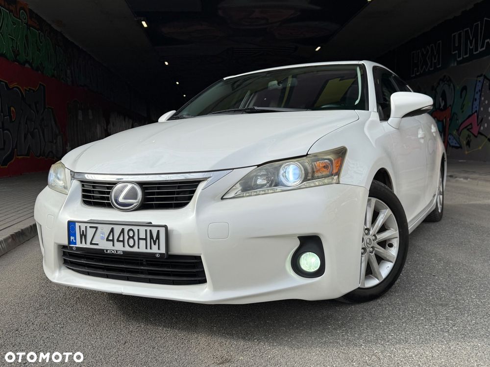 Lexus CT - 13
