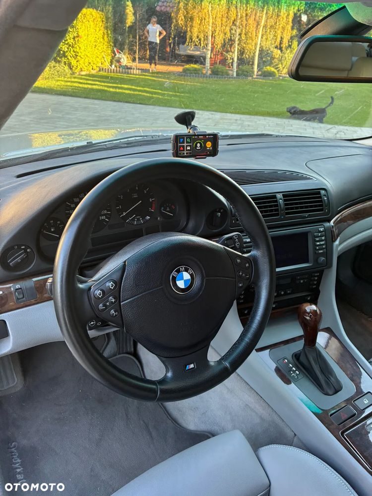 BMW Seria 7 740i - 14