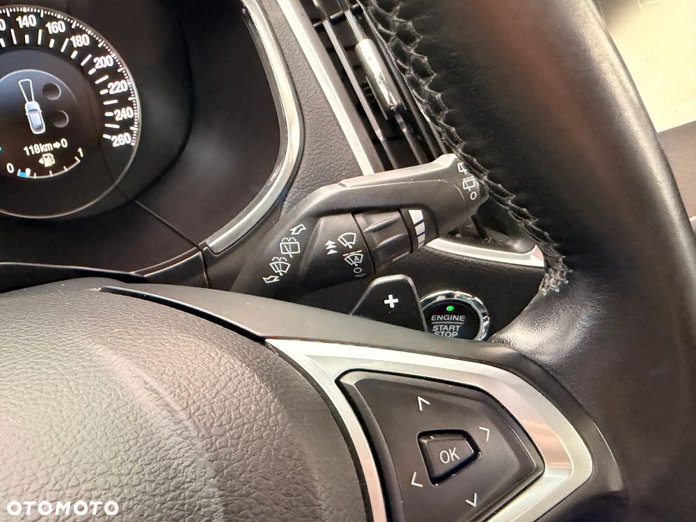 Ford S-Max 2.0 TDCi 4WD Titanium PowerShift - 28