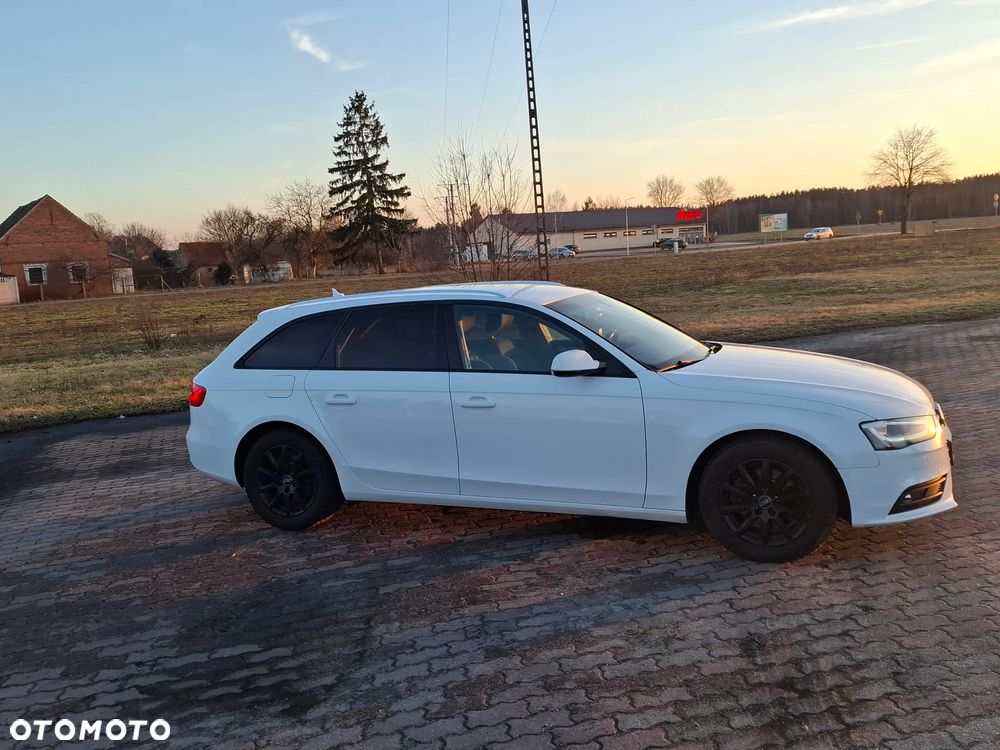 Audi A4 Avant 2.0 TDI Multitronic - 4