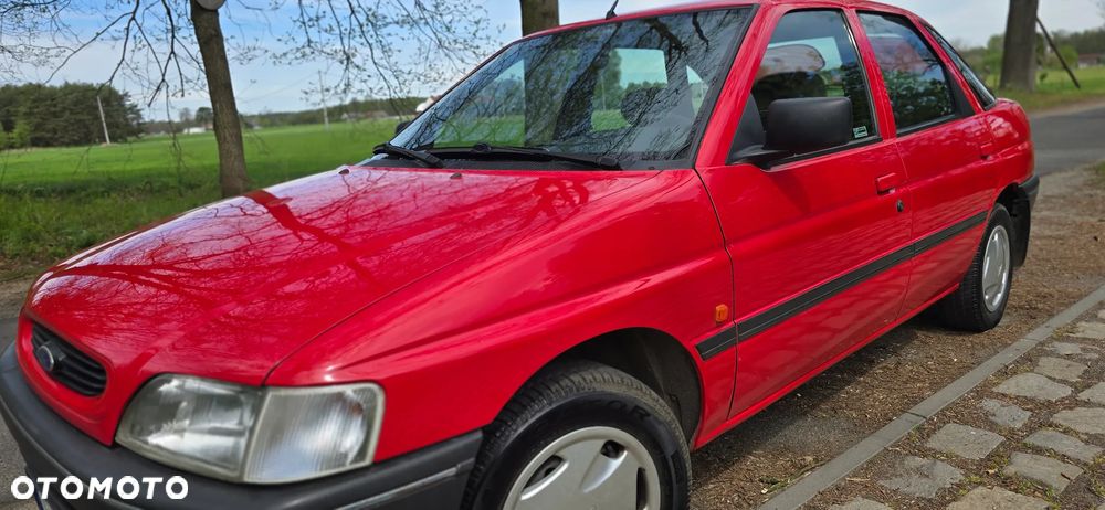 Ford Escort - 1