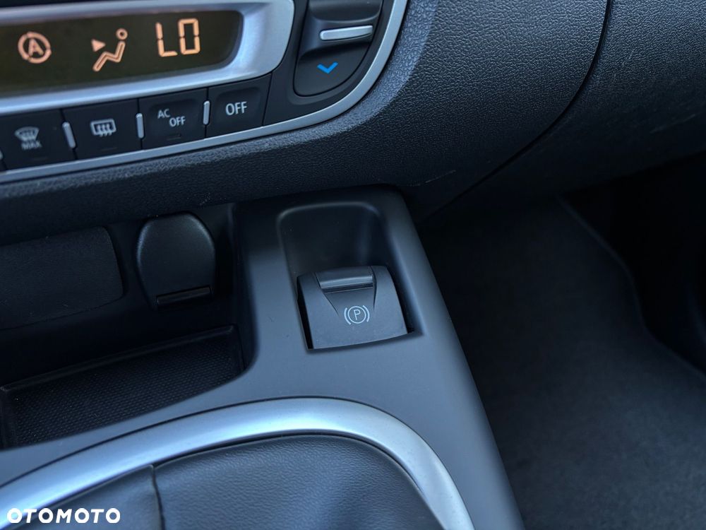 Renault Scenic Energy dCi 130 Start & Stop Bose Edition - 26