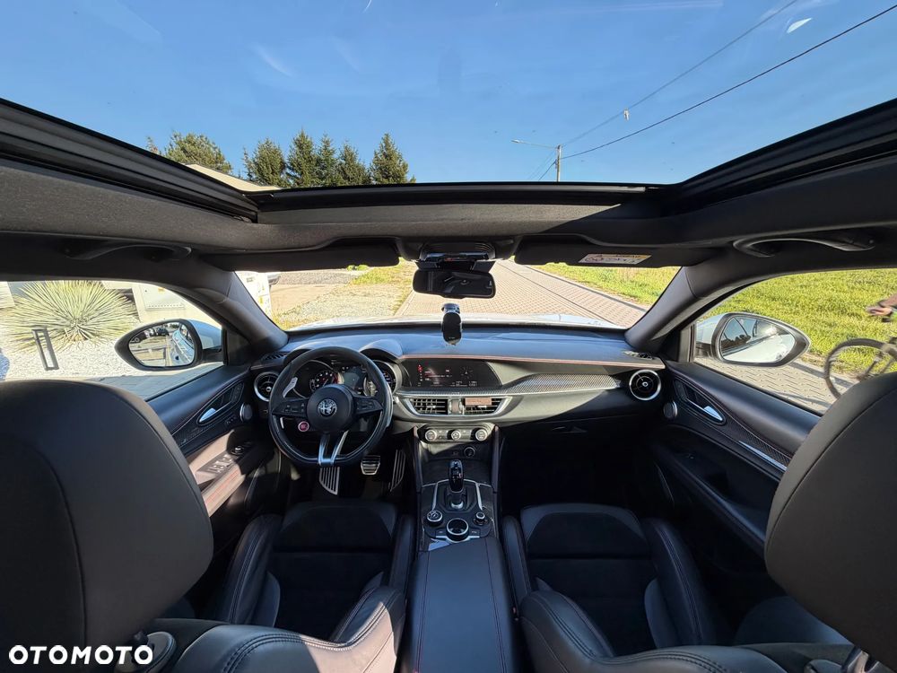 Alfa Romeo Stelvio 2.9 V6 Bi-Turbo Quadrifoglio Q4 - 24