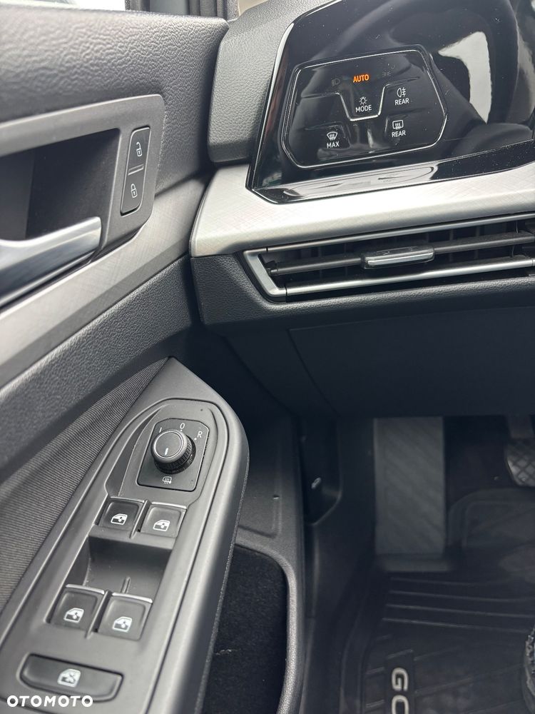 Volkswagen Golf VIII 1.0 TSI Life - 14
