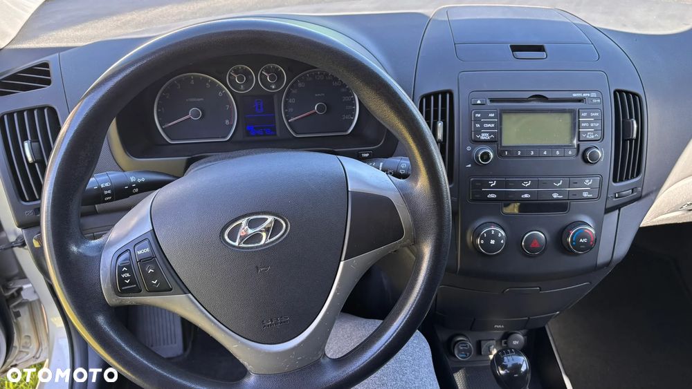 Hyundai i30 1.4 Classic - 9