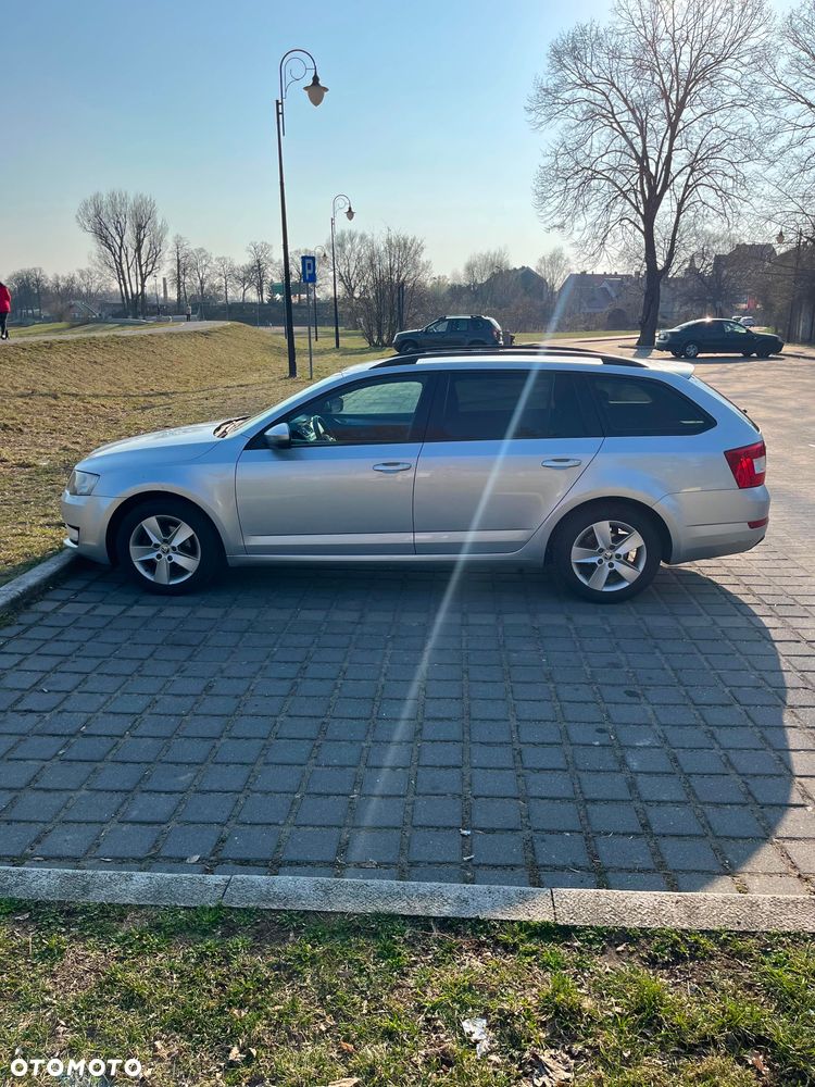 Skoda Octavia 1.6 TDI Ambition - 4