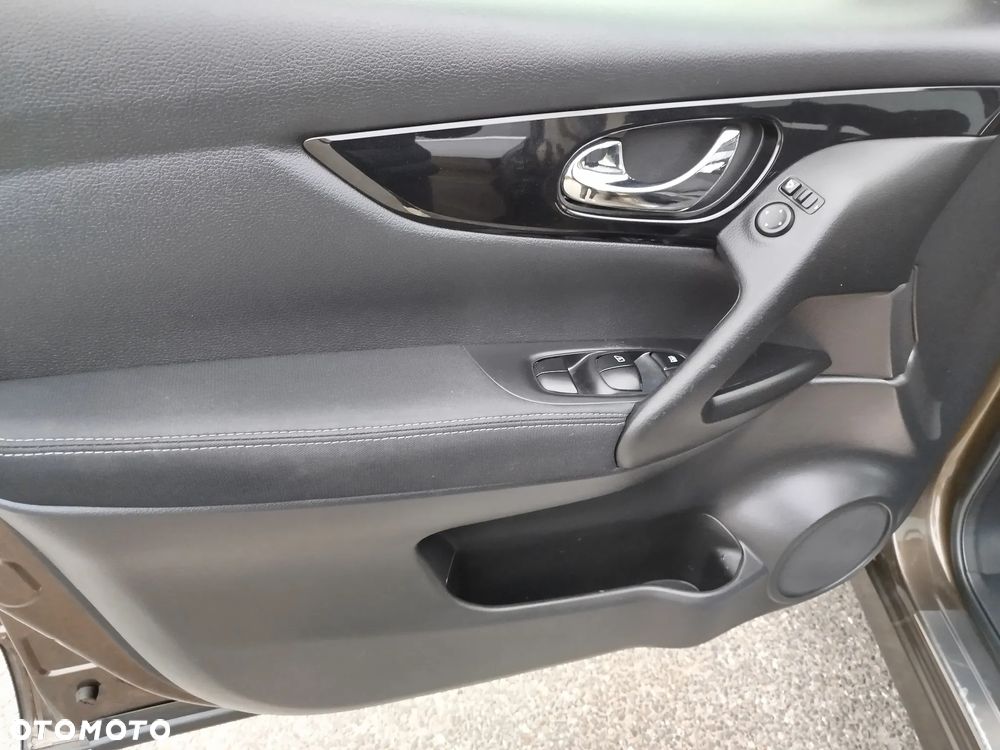 Nissan Qashqai 1.2 DIG-T TEKNA+ - 20