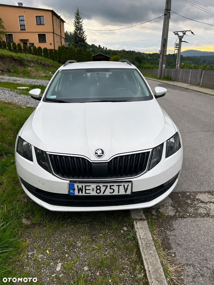 Skoda Octavia 1.6 TDI Ambition - 4