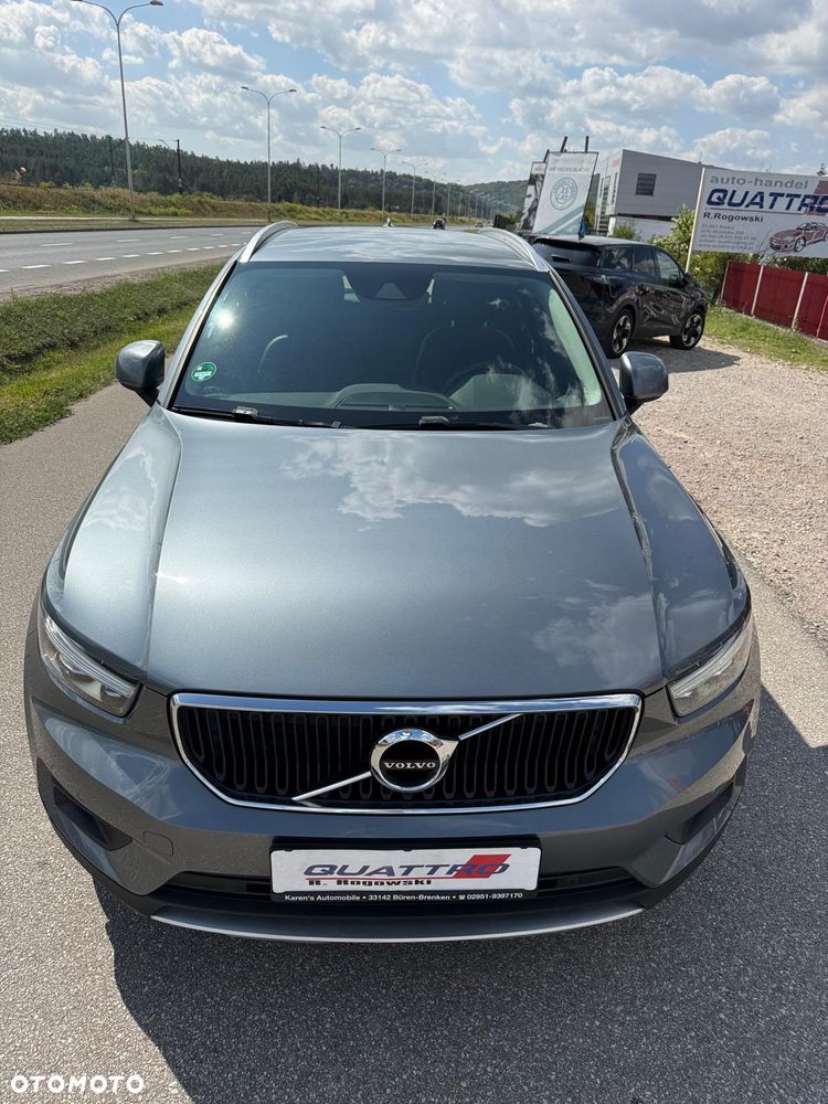Volvo XC 40 D4 AWD Geartronic Momentum - 2