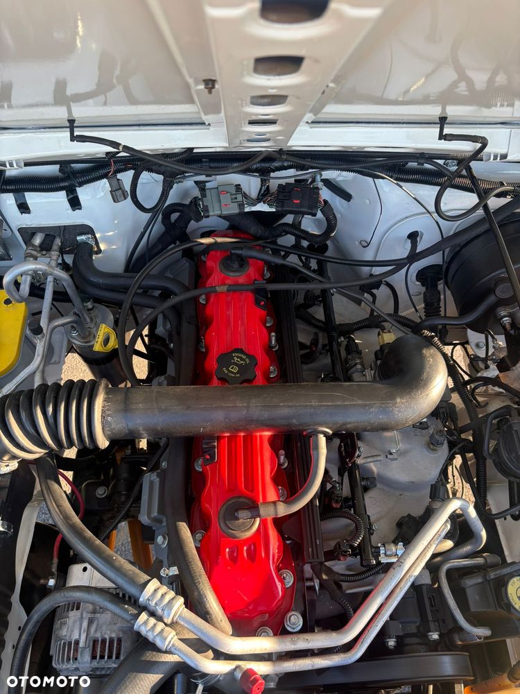 Jeep Wrangler 4.0 Sahara - 35