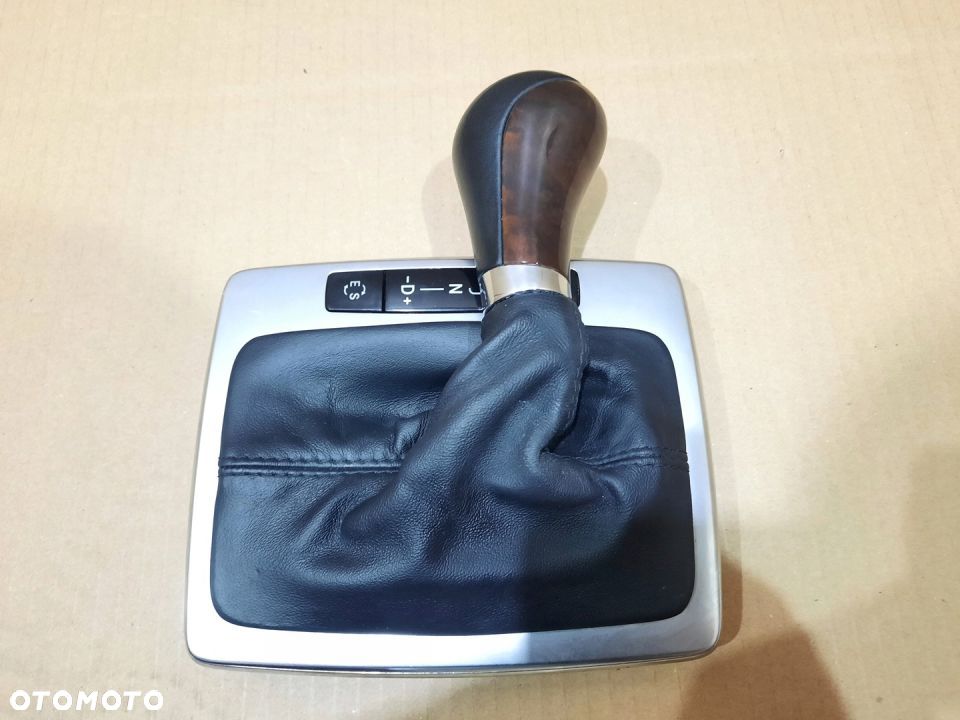 MERCEDES W212 W204 GAŁKA MIESZEK SKÓRA DREWNO AUTO