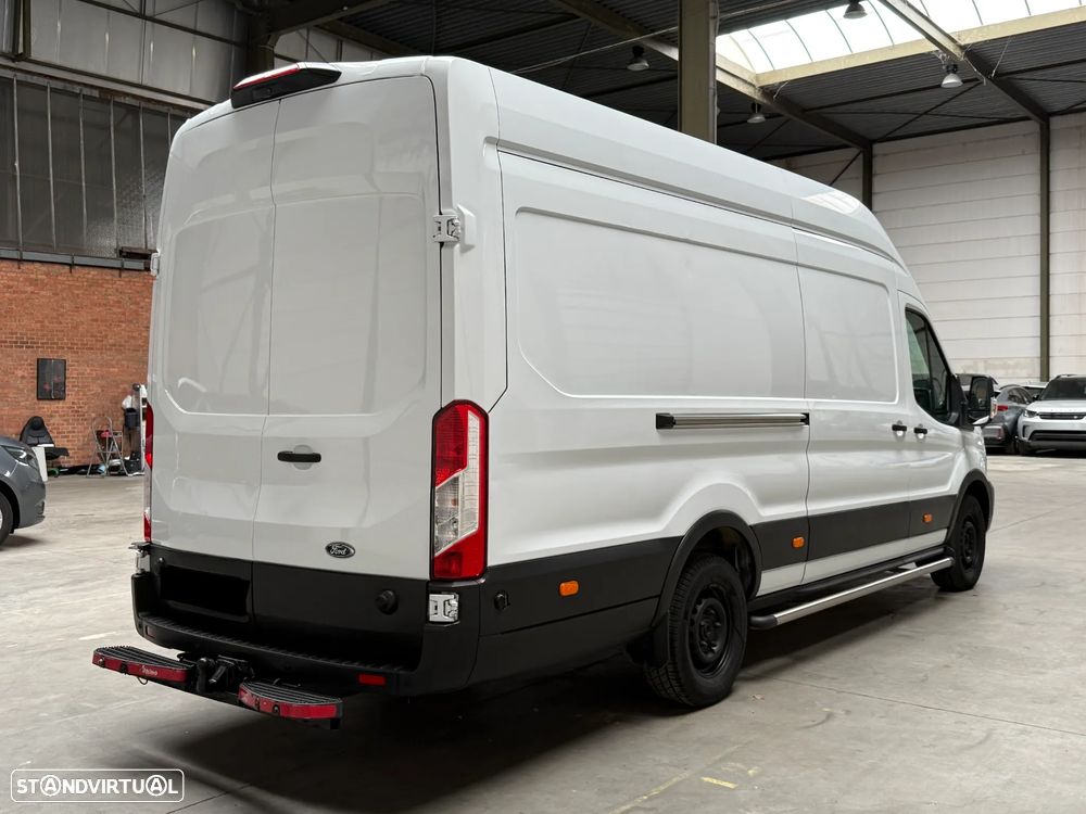 Ford Transit L4 H4 2.0   170CV - 8