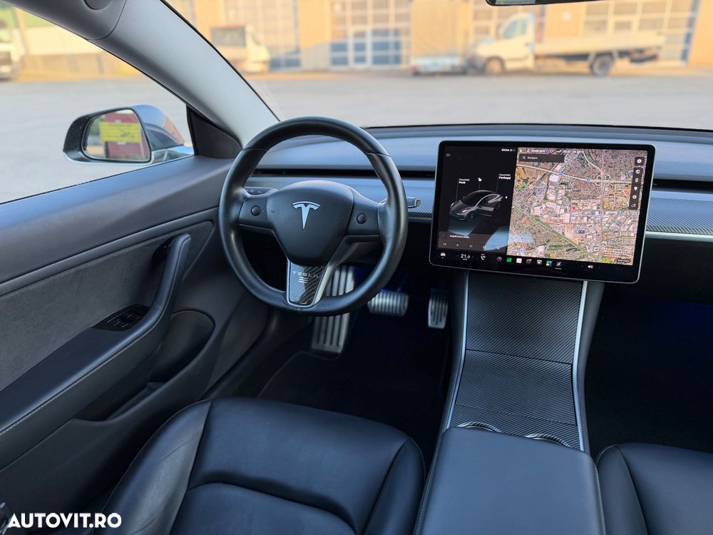 Tesla Model 3 Langstreckenbatterie Allradantrieb Dual Motor - 7