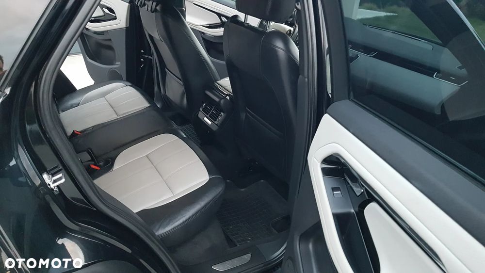 Land Rover Range Rover Evoque 2.0 P249 mHEV R-Dynamic S - 9