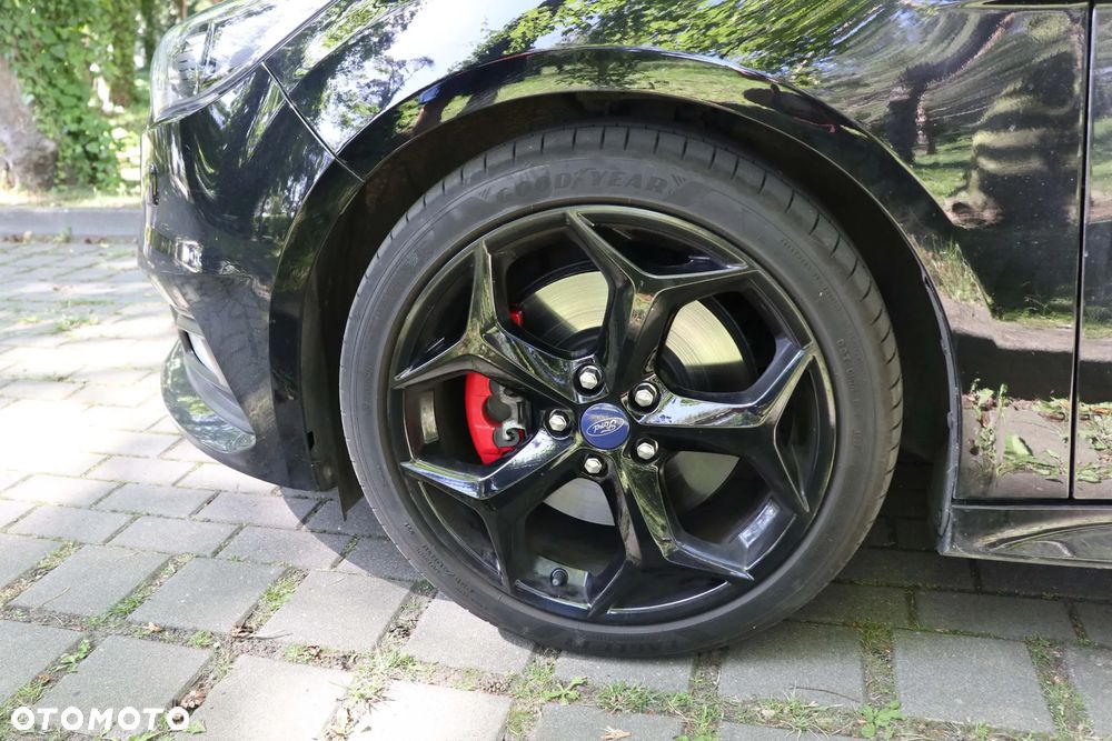 Ford Focus 2.0 EcoBoost ST-2 - 6