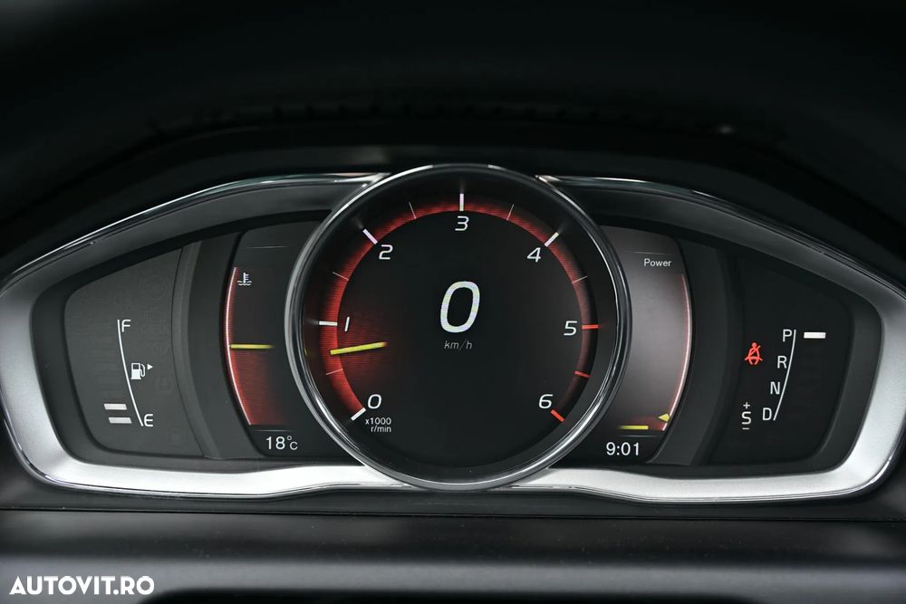 Volvo XC 60 D5 AWD Geartronic Summum - 31