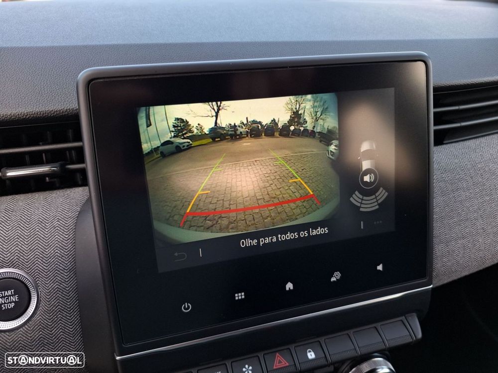 Renault Clio 1.0 TCe Techno Bi-Fuel - 22