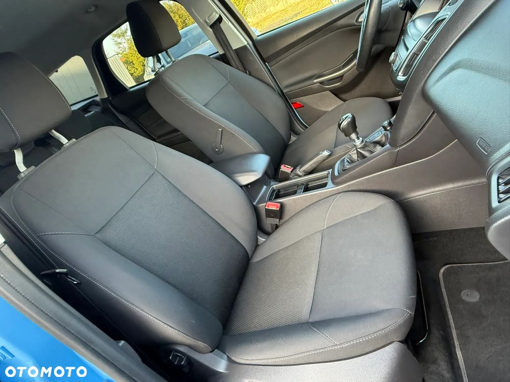 Ford Focus - 34