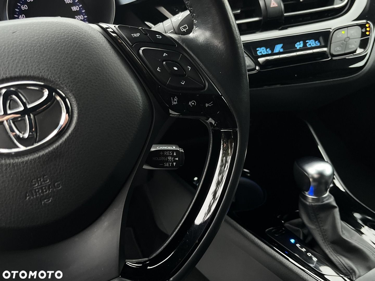Toyota C-HR - 17