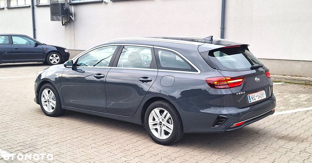 Kia Ceed - 7