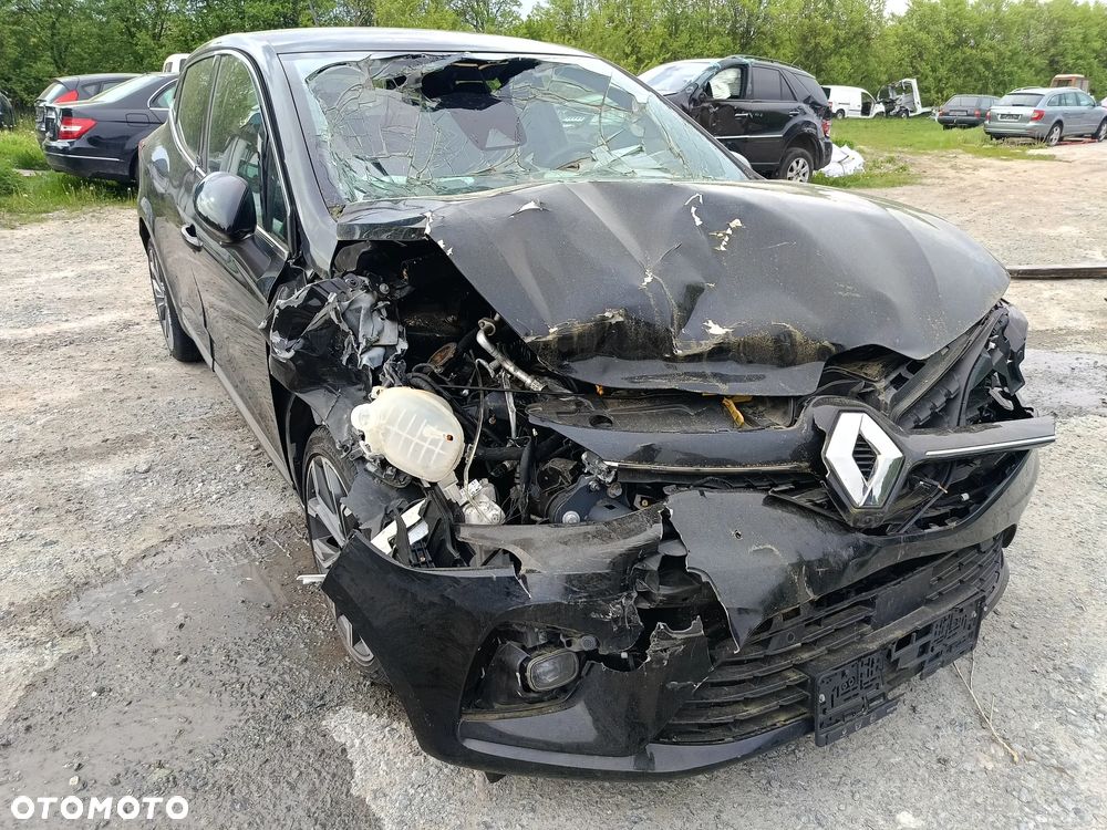 Renault Clio E-TECH 140 BUSINESS EDITION - 12