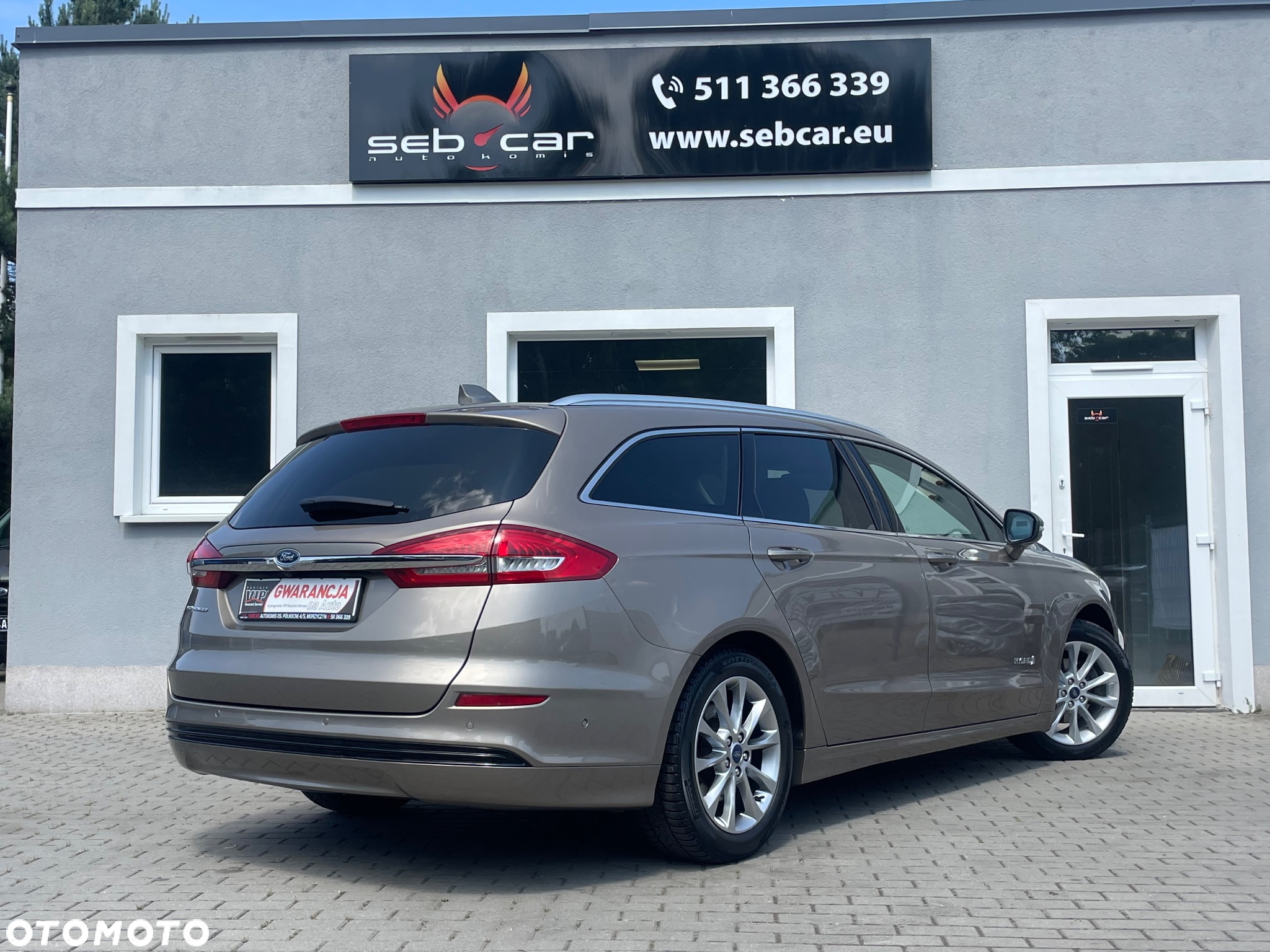 Ford Mondeo 2.0 Hybrid Titanium - 16