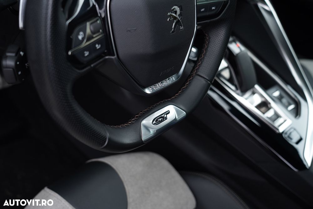 Peugeot 3008 PHEV EAT8 GT Pack - 12