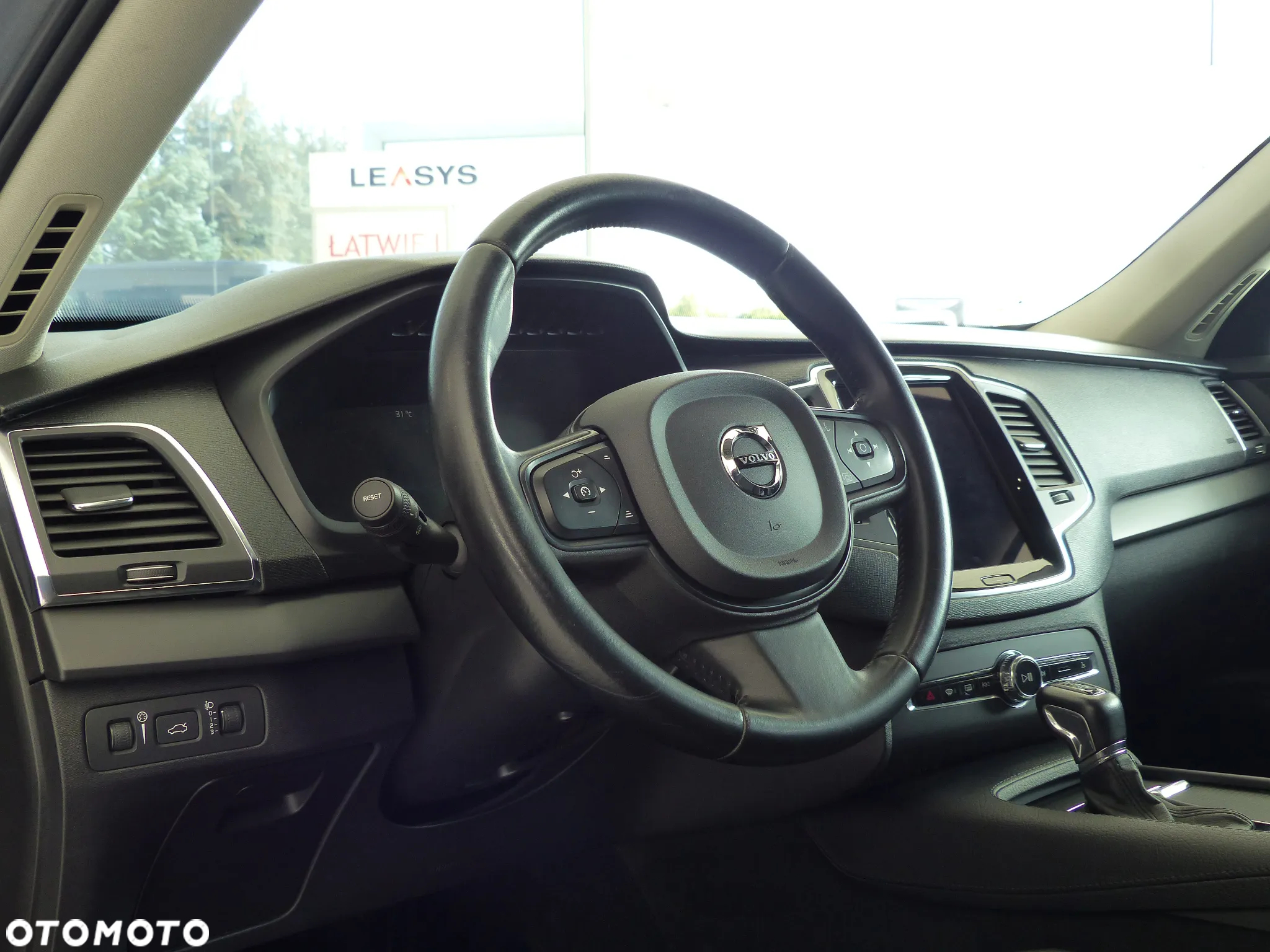 Volvo XC 90 D5 AWD Momentum - 22