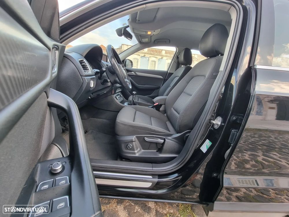 Audi Q3 2.0 TDI S-line - 6