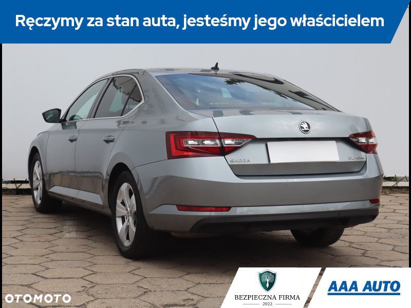 Skoda Superb - 5