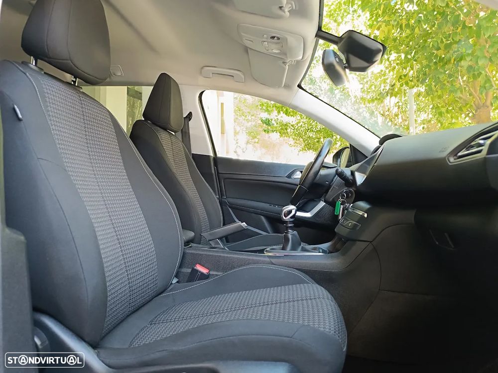 Peugeot 308 SW 1.5 BlueHDi Style - 20