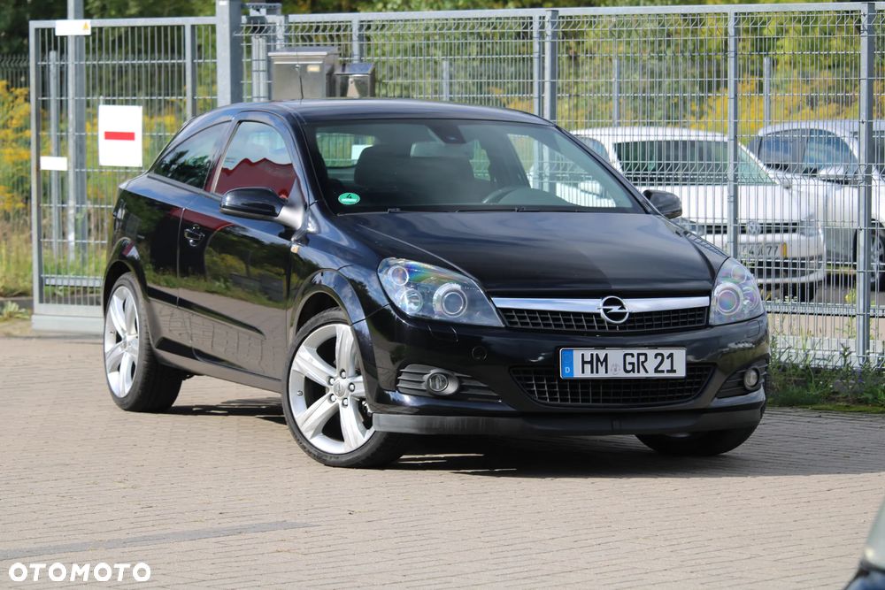 Opel Astra 2009 photo 4