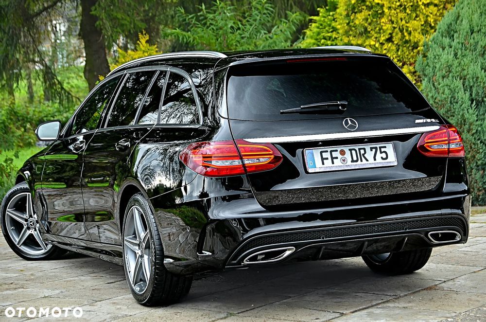 Mercedes-Benz Klasa C 250 T 9G-TRONIC AMG Line - 4