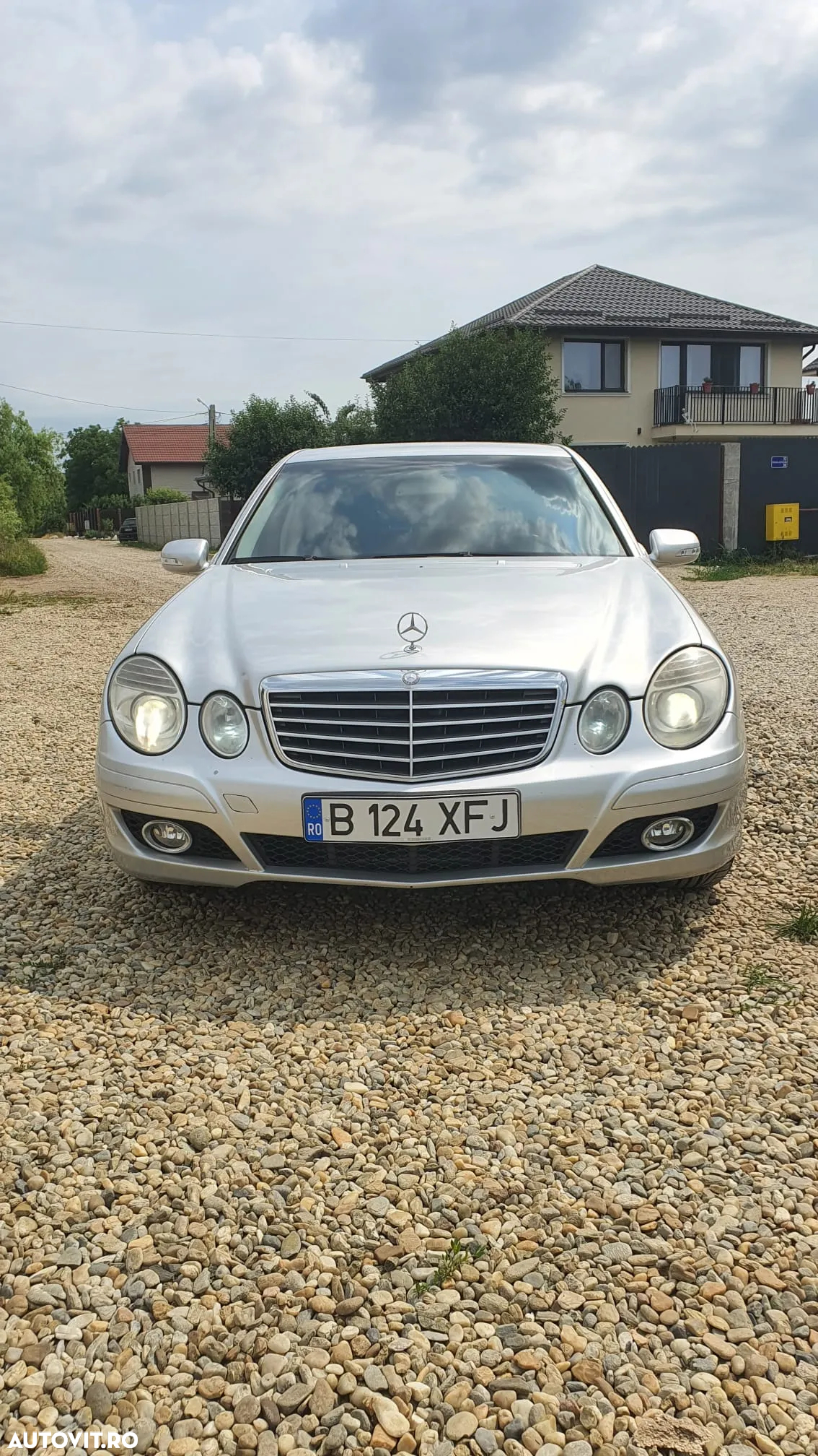 Mercedes-Benz E - 4