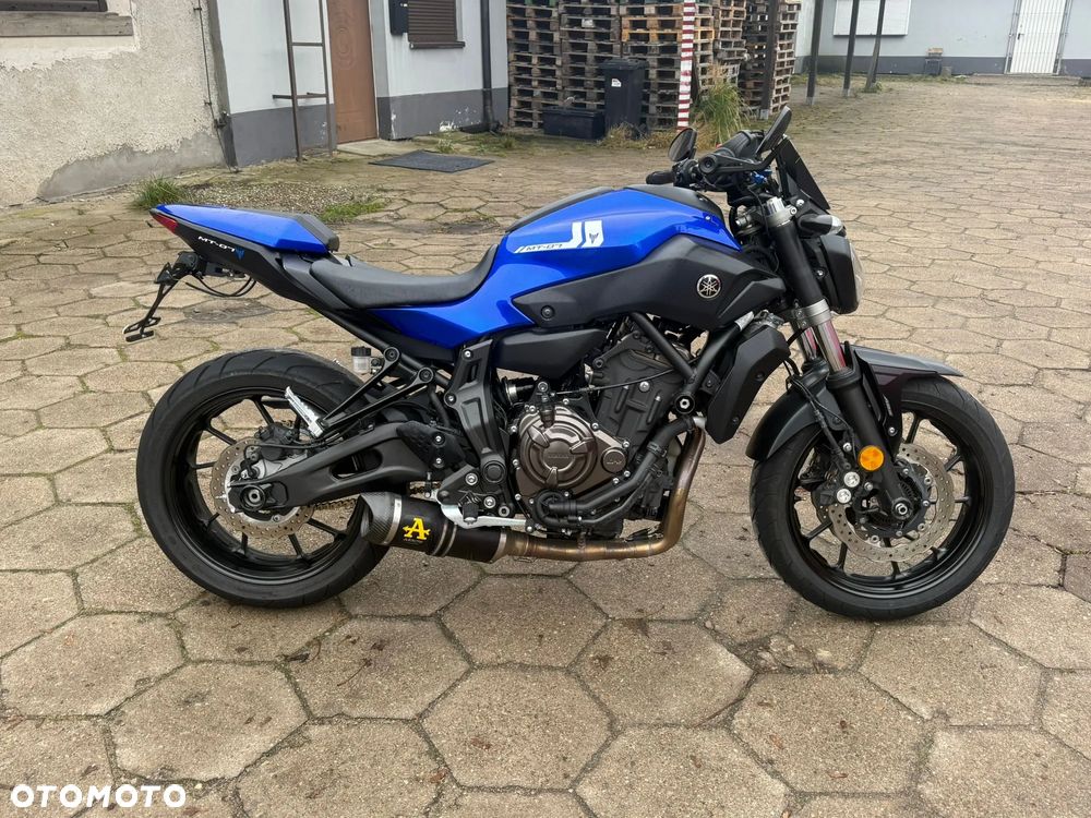 Yamaha MT - 6