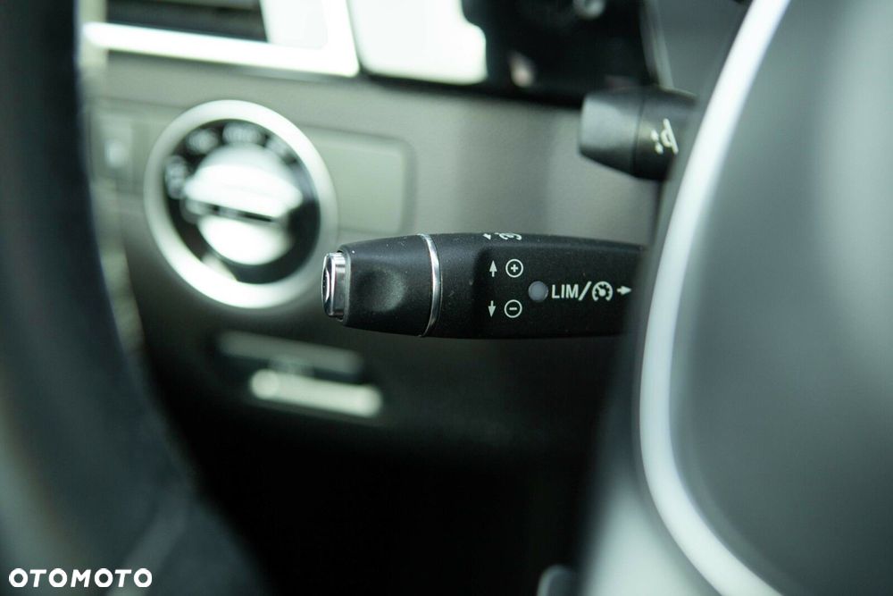 Mercedes-Benz GLE 350 d 4-Matic - 25