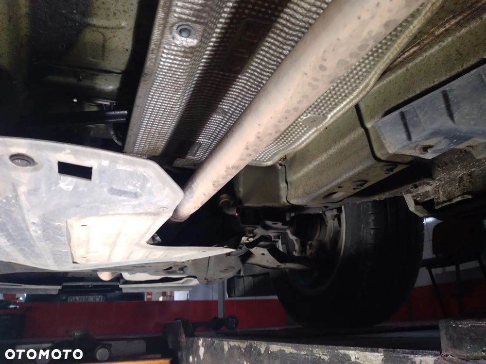 Honda CR-V 2.0 Comfort - 22