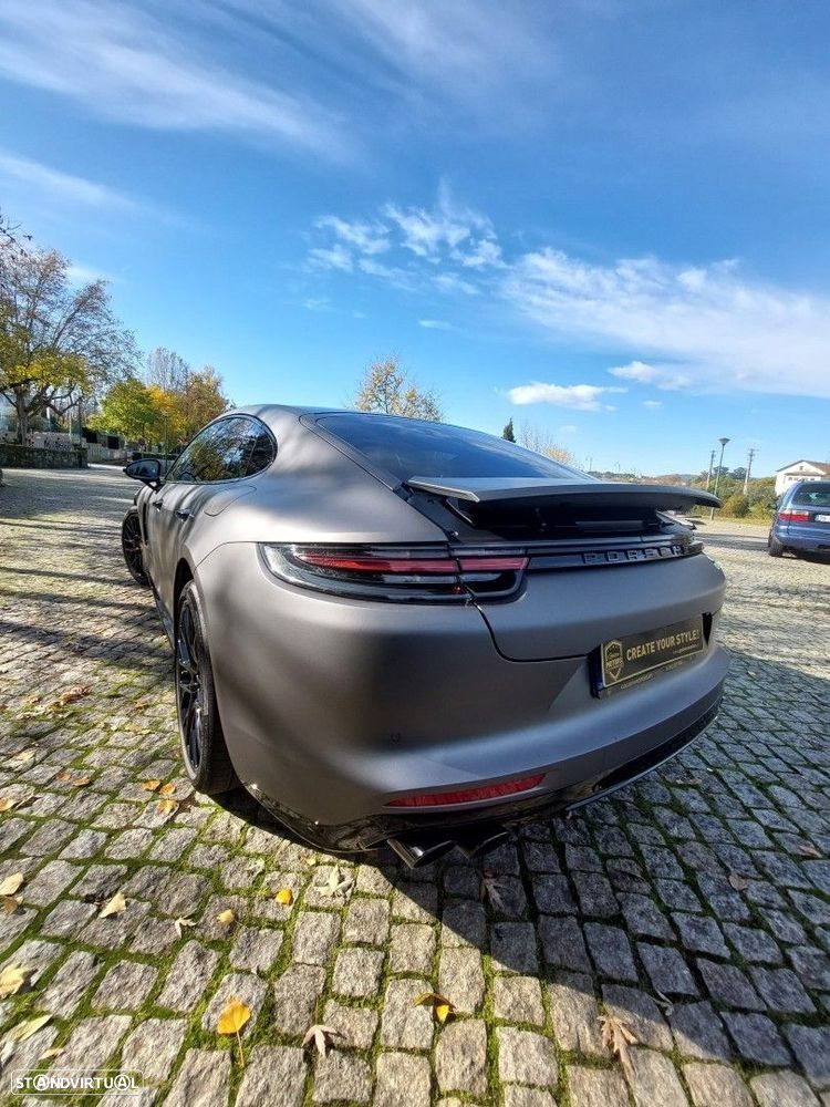 Porsche Panamera 4 E-Hybrid - 6