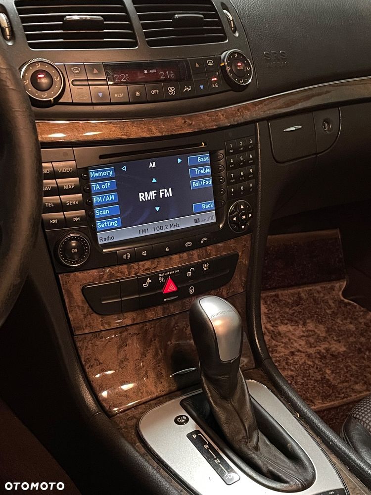 Mercedes-Benz Klasa E - 7