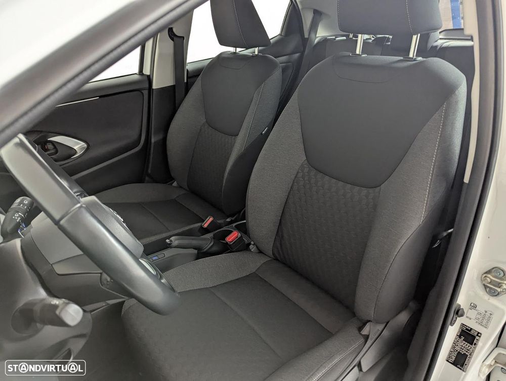 Toyota Yaris 1.5 VVT-i Comfort - 5
