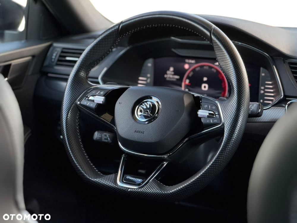 Skoda Superb 2.0 TDI SCR 4x4 Sportline DSG - 17