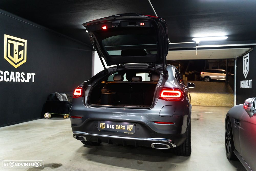 Mercedes-Benz GLC 300 e Coupé 4Matic - 28