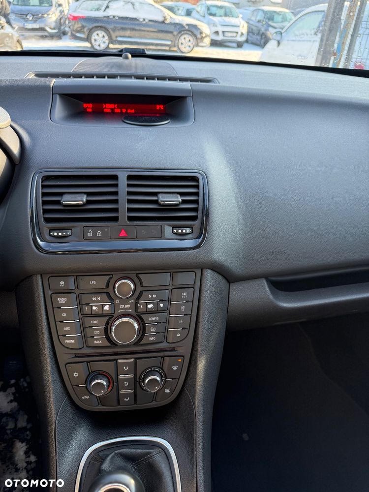 Opel Meriva 1.4 Active - 17