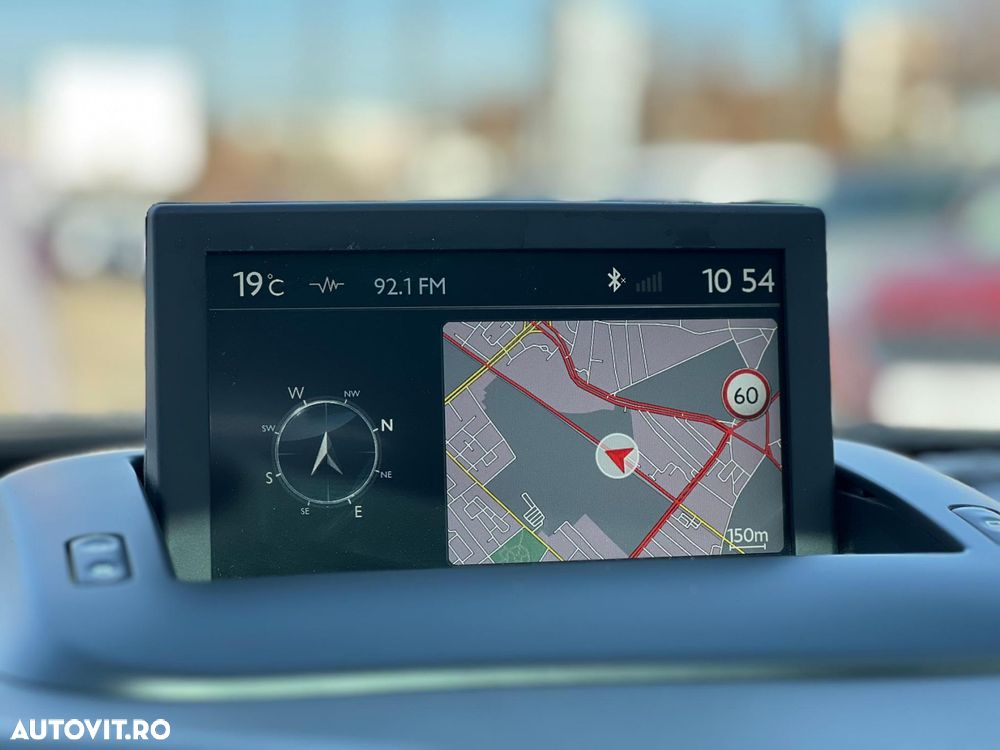 Peugeot 3008 1.6 BlueHDI S&S EAT6 Allure - 25