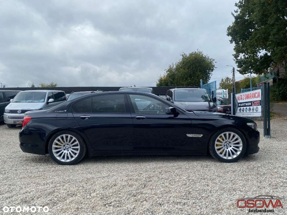 BMW Seria 7 - 35