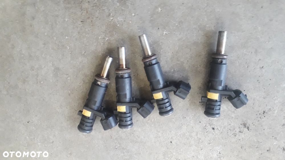 wtrysk wtryskiwacz V752817680 V752817680-07 Citroen c4 I lift 1.6 VTI - 1